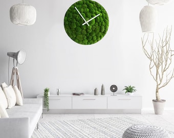 Preserved Moss Wall Clock – Reindeer Lichen & Ball Moss Green Decor