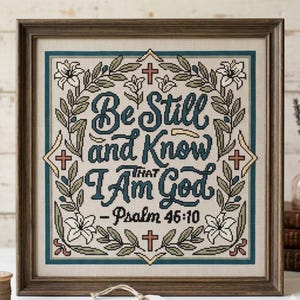 Psalm 46:10 Korsstygnsmönster | Blomstertext med bibelverser (PDF-nedladdning)