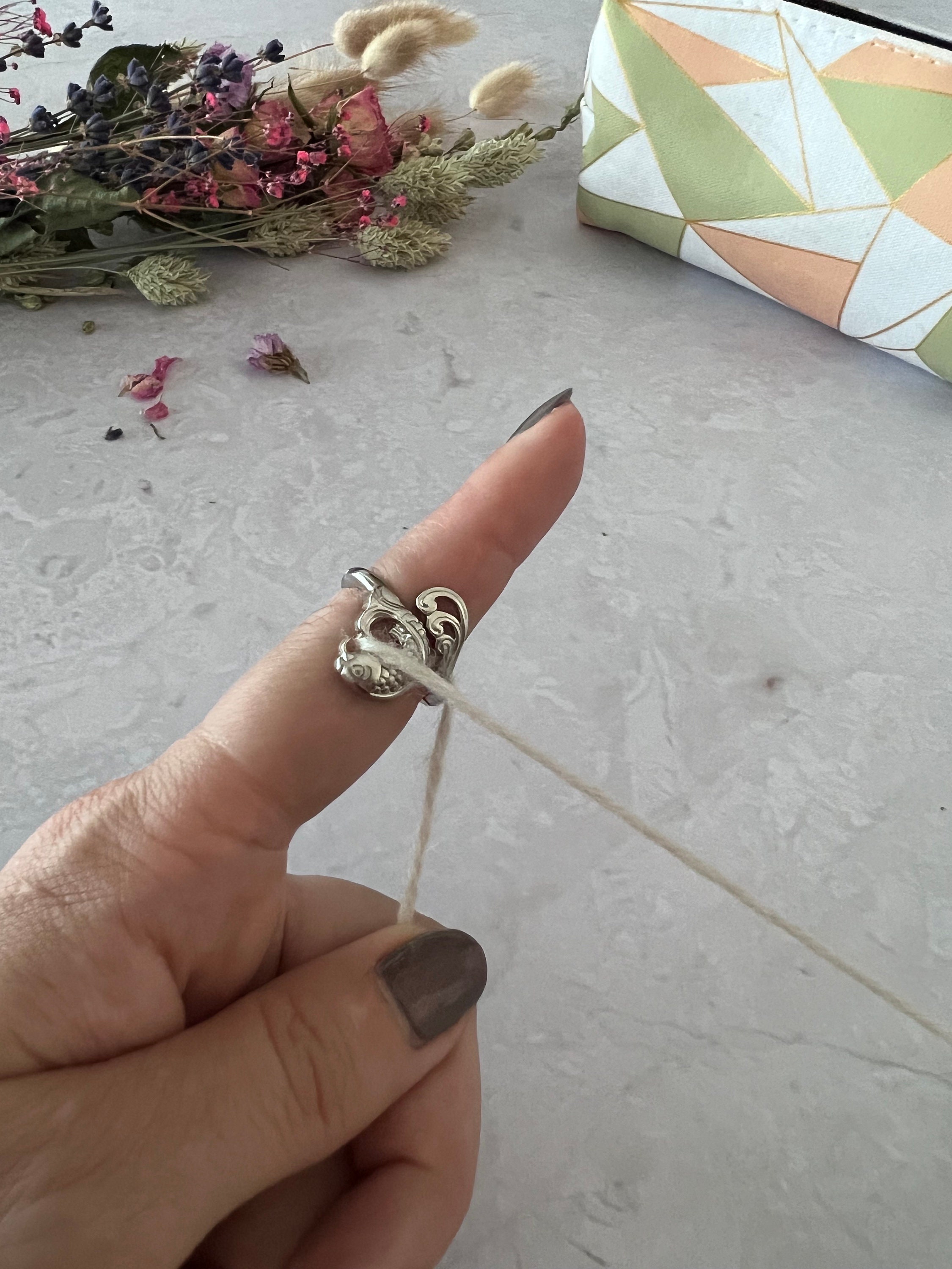 Adjustable Knitting Crochet Ring Silver-plated Fish Shape Braided agreeable