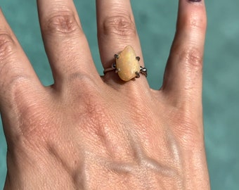 Champagner Opal Silber Ring Einstellbar Rohstein, Minimalist Edelstein Ring, Handgemachter Opal Schmuck Geschenk