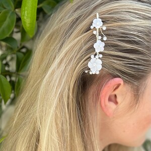 Simple Bridal Pearl Flower Hair Pin image 1