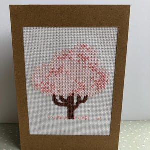 Carte brodée à la main arbre fleur de cerisier Sakura