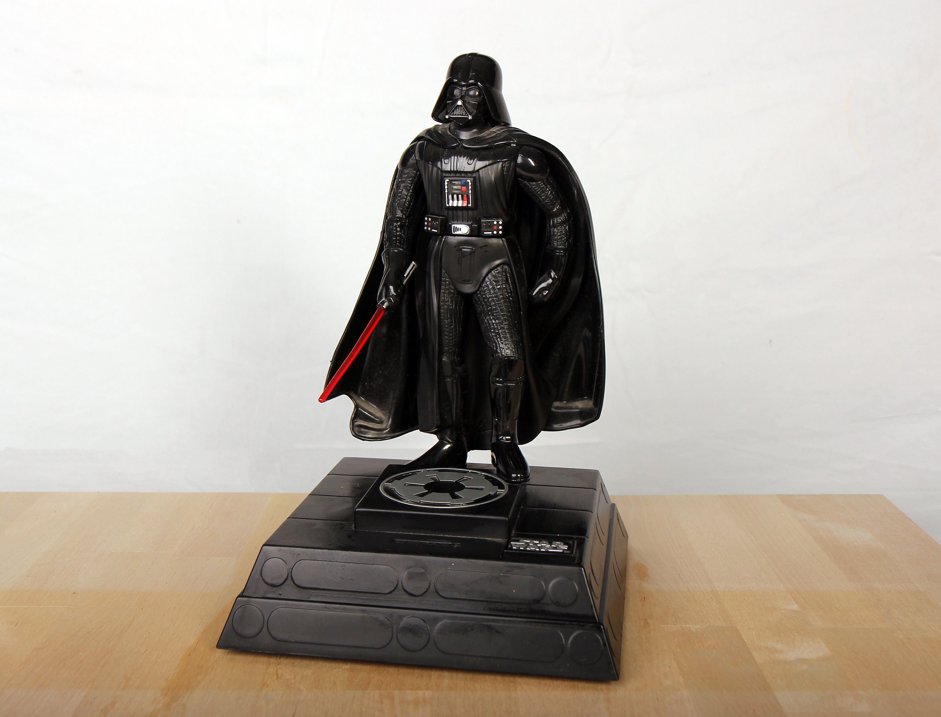 その他 1984 Kenner Star Wars Coin Darth Vader Star Wars Darth Vader Animated Talking Coin Bank RARE - Broken