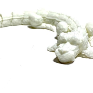 Falkor The Luck Dragon - Articulated (flexible)