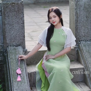 Mom and Daughter Green Tulip Wing Sleeves Ao Dai Set 26B|Pre-made Modernized Vietnamese Ao Dai| Women Ao Dai with Pants | Lunar New Year|