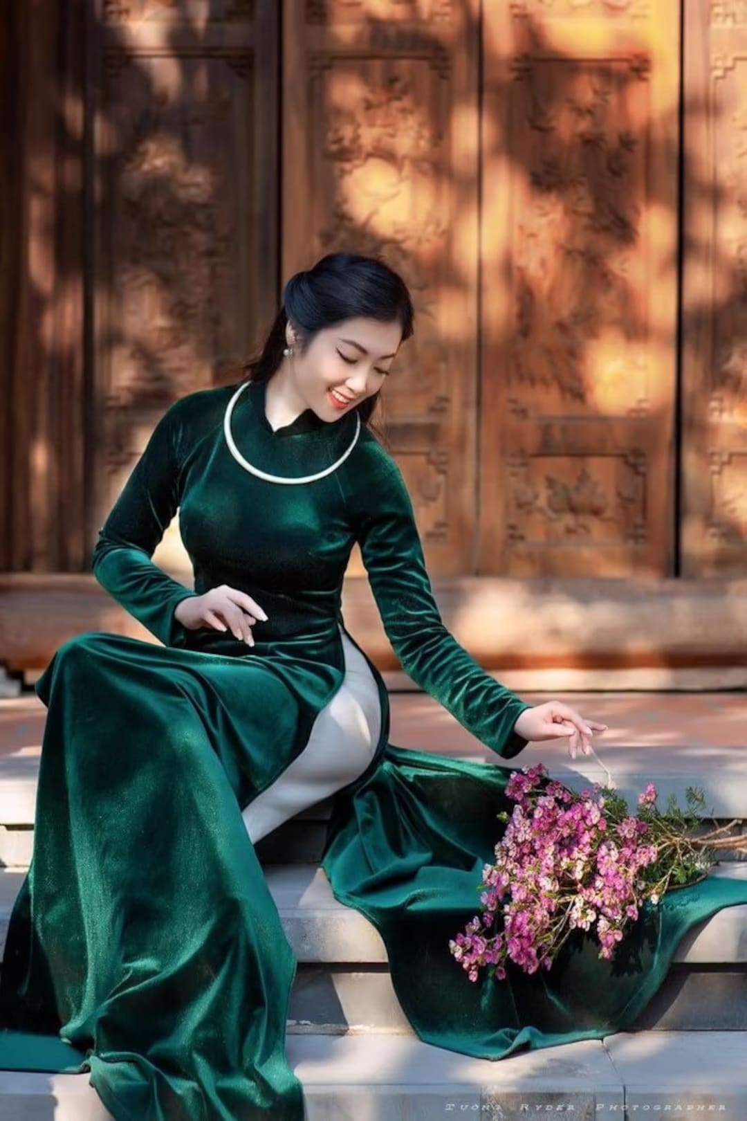 ベトナムアオザイ/Áo dài Việt Nam/No36 Dark Green Velvet Plain Ao Dai Top Only, NO PANTS | Pre-made