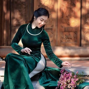 Dark Green Velvet Plain Ao Dai Top Only, NO PANTS | Pre-made Traditional Viet Ao Dai | Lunar New Year|Ao Dai Truyen Thong|Ao Dai Nhung 9C4D