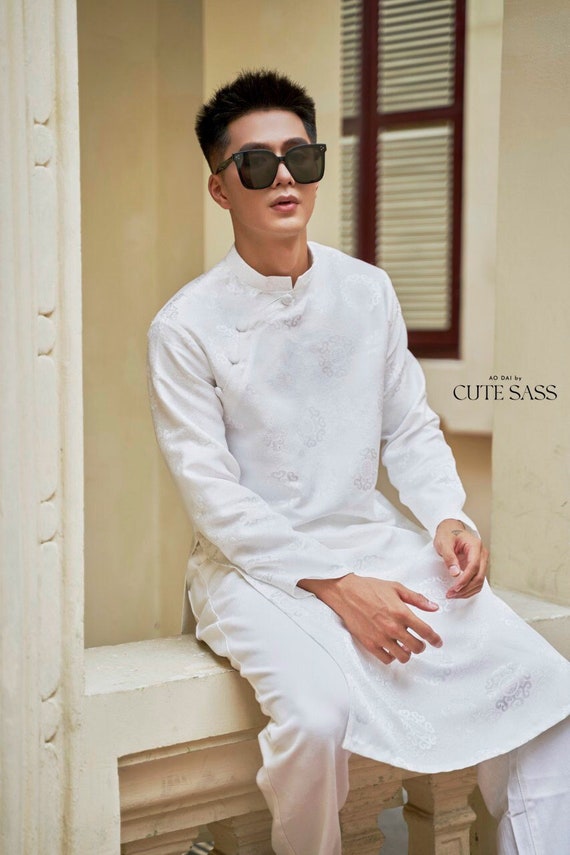 Men White Gam Silk Ao Dai Top Pre made Traditional Vietnamese Ao Dai Lunar New Year Ao Dai for Dad Boy Ao Dai Tet