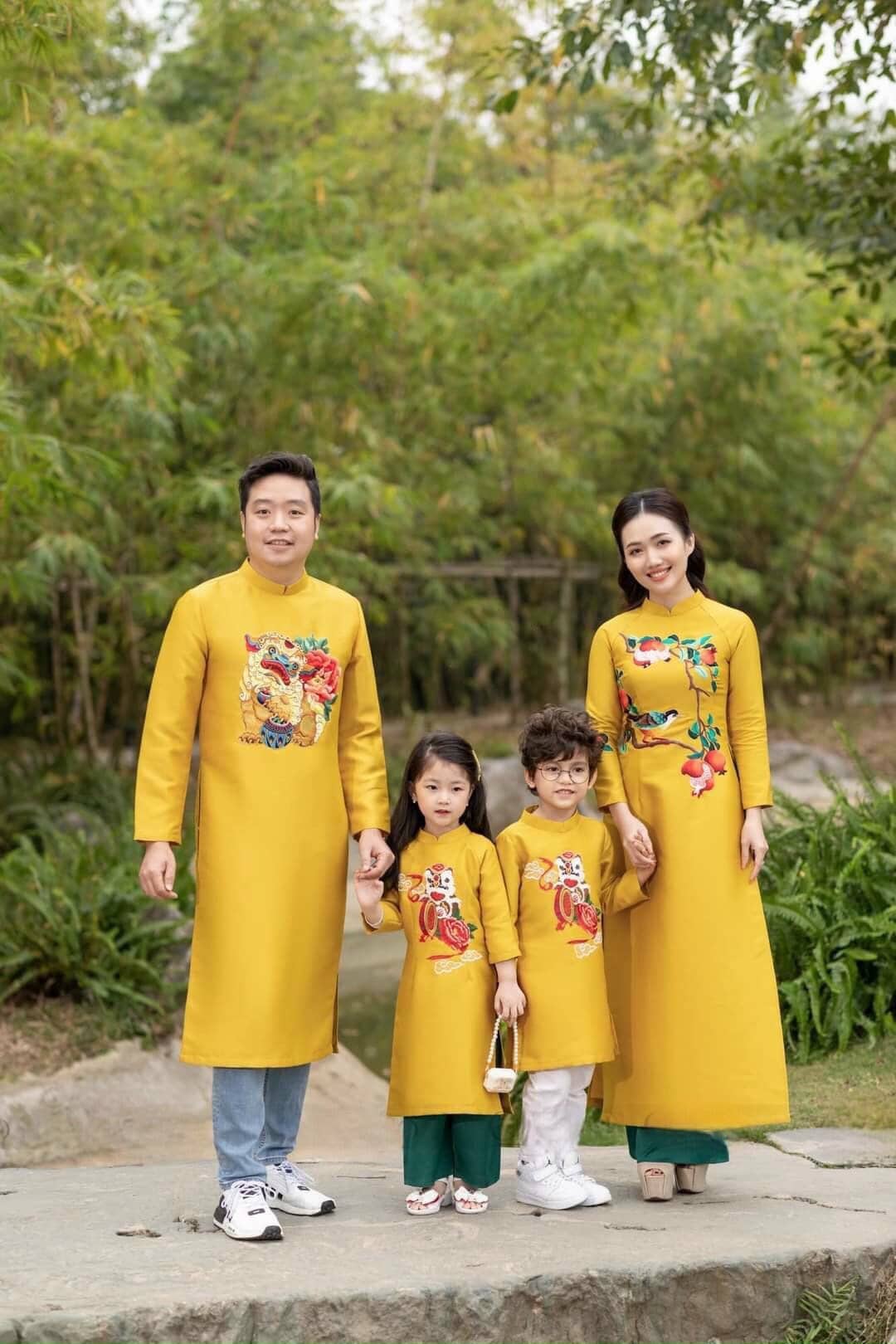 Pink Modern Vietnamese Ao Dai | Ao Dai For Tet, Wedding, Special Events main image 0