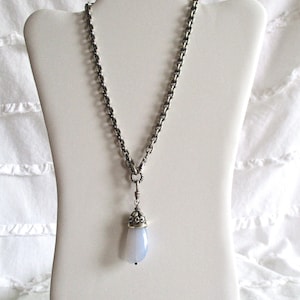 Chalcedony Pendant Necklace, Vintage Chalcedony Necklace, Chalcedony Necklace, Vintage Necklace, Faceted Chalcedony Pendant