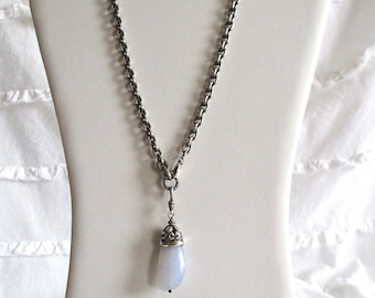 Chalcedony, Chalcedony Pendant, Necklace, Vintage Chalcedony Necklace, Chalcedony Necklace, Vintage Necklace, Faceted Chalcedony Pendant