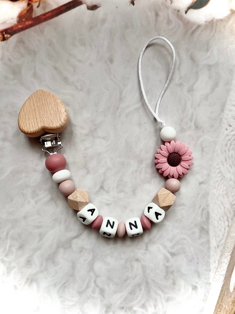 Personalized flower pacifier clip, personalized gift image 1