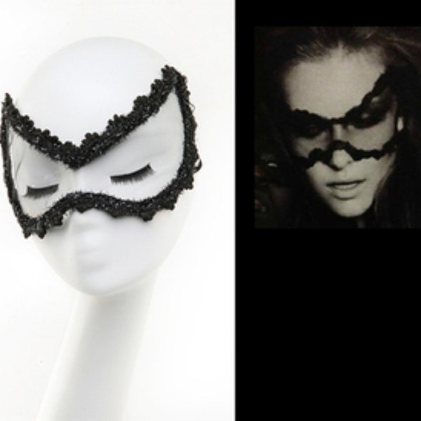 Halloween Masquerade Cat Eyes Costume Mask  U.S.A