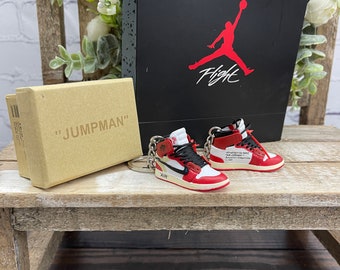 chicago 1s with white laces