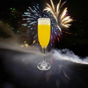 Champagne Scented Candle in Champagne Glass - Gel Wax