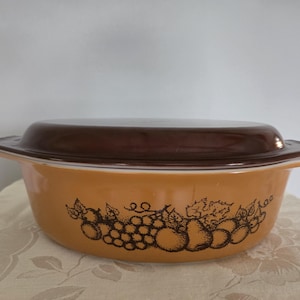 Vintage Pyrex Old Orchard Casserole Dish with Lid
