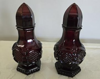 Vintage Avon Cape Cod Ruby Red Glass Star Salt & Pepper Shakers