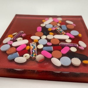 Resin medicine heart paperweight/coaster - diagonal