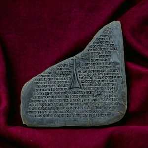 Indiana Jones Grail Tablet Replica art 1:1 orijinal size ( 50x50 cm)