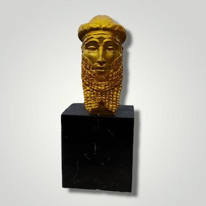 Sargon of Akkad/ King of Akkad/Sumerian / Ancient Mesopotamia/ Ancient Sculpture/ Golden Sargon With Stand