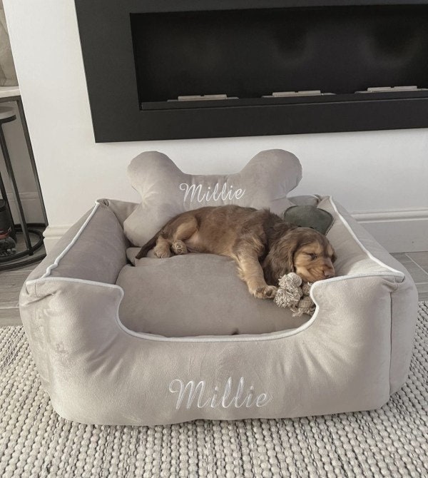 Luxury Medium personalised dogbed