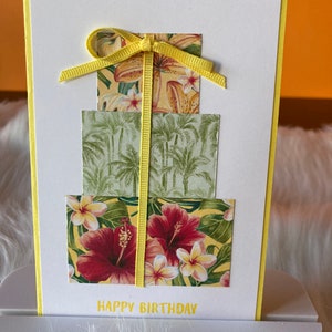 Carte de vœux fait main anniversaire Cadeaux en pièce montée