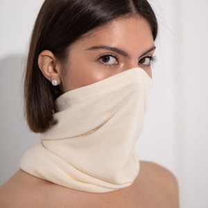 Natural Merino Wool Neck Gaiter for Women & Men | Organic Wool Neck Warmer Ivory | Knit Accessories - Sustainable Gift | Wool and Silk Blend
