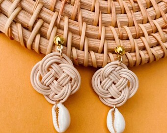 Auspicious cycle has a model that brings good luck (according to shamanism)%100 natural rattan earrings, Handmade earrings