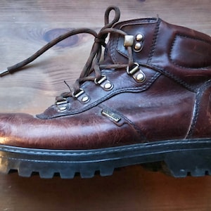 Vintage brown leather hiking walking lace up shoes boots size US 7.5 EU 38
