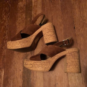 Vintage cork platform and brown suede leather sandals made in Italy size US 9 EU 40