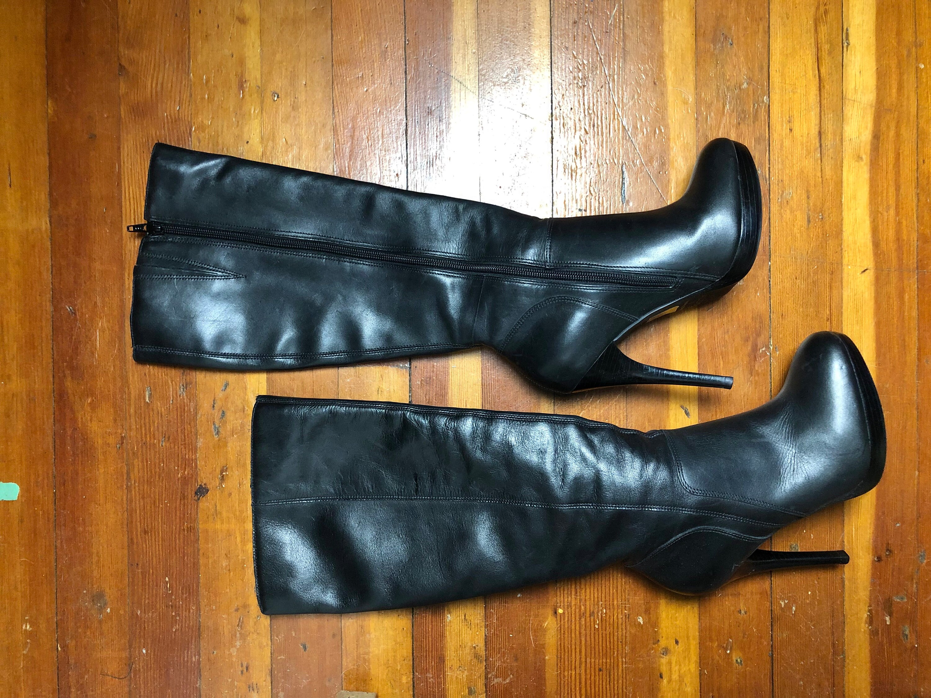 Vintage Black Leather High Shaft Full Zipper Boots High Heel