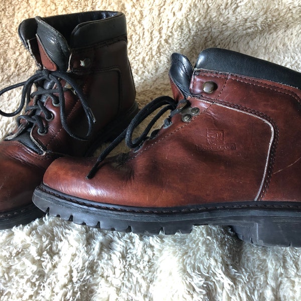 90s 00s vintage Thinsulate leather thermal insulated hiking walking camping unisex boots size women US 7.5-8