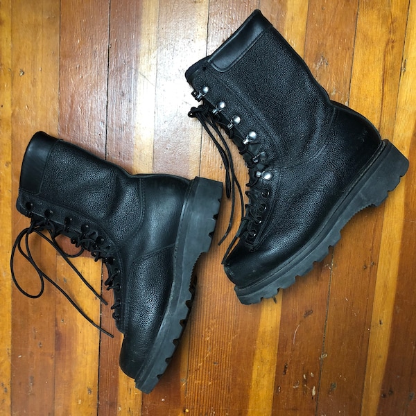 Bottes de combat de l’armée unisexes en cuir noir, bottes à lacets en cuir, taille de l’armée 215-88, taille femme US 5,5 EU 35,5 UK 3 Fabriqué au Canada