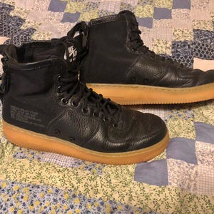 nike air force with zipper on the back