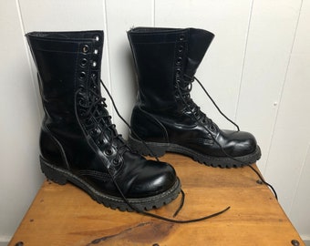 Vintage black leather unisex army boots lace up chunky combat work boots US men’s size 7.5
