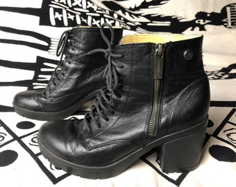 Black leather chunky rubber heel platform outside zipper ankle boots booties Size EU 38 US 7.5 UK 5