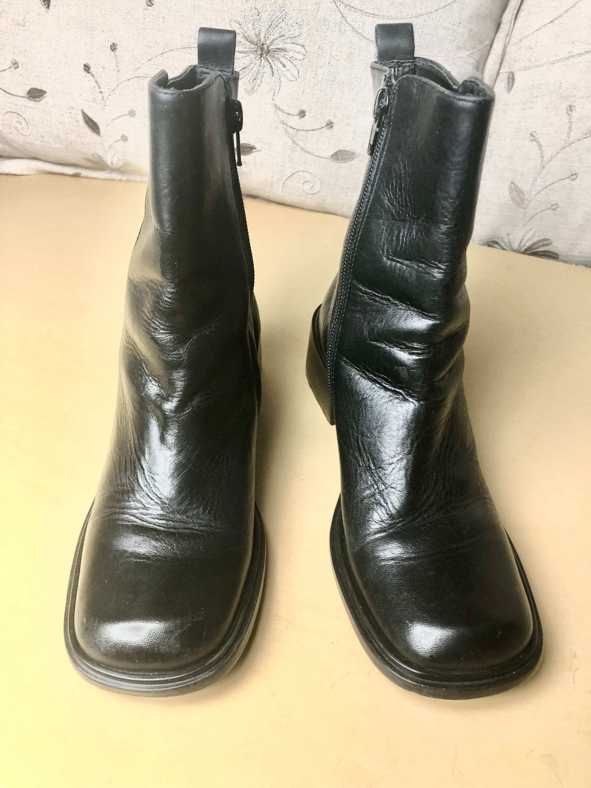 Vintage 80s Square Toe Chunky Heel Black Leather Ankle Boots