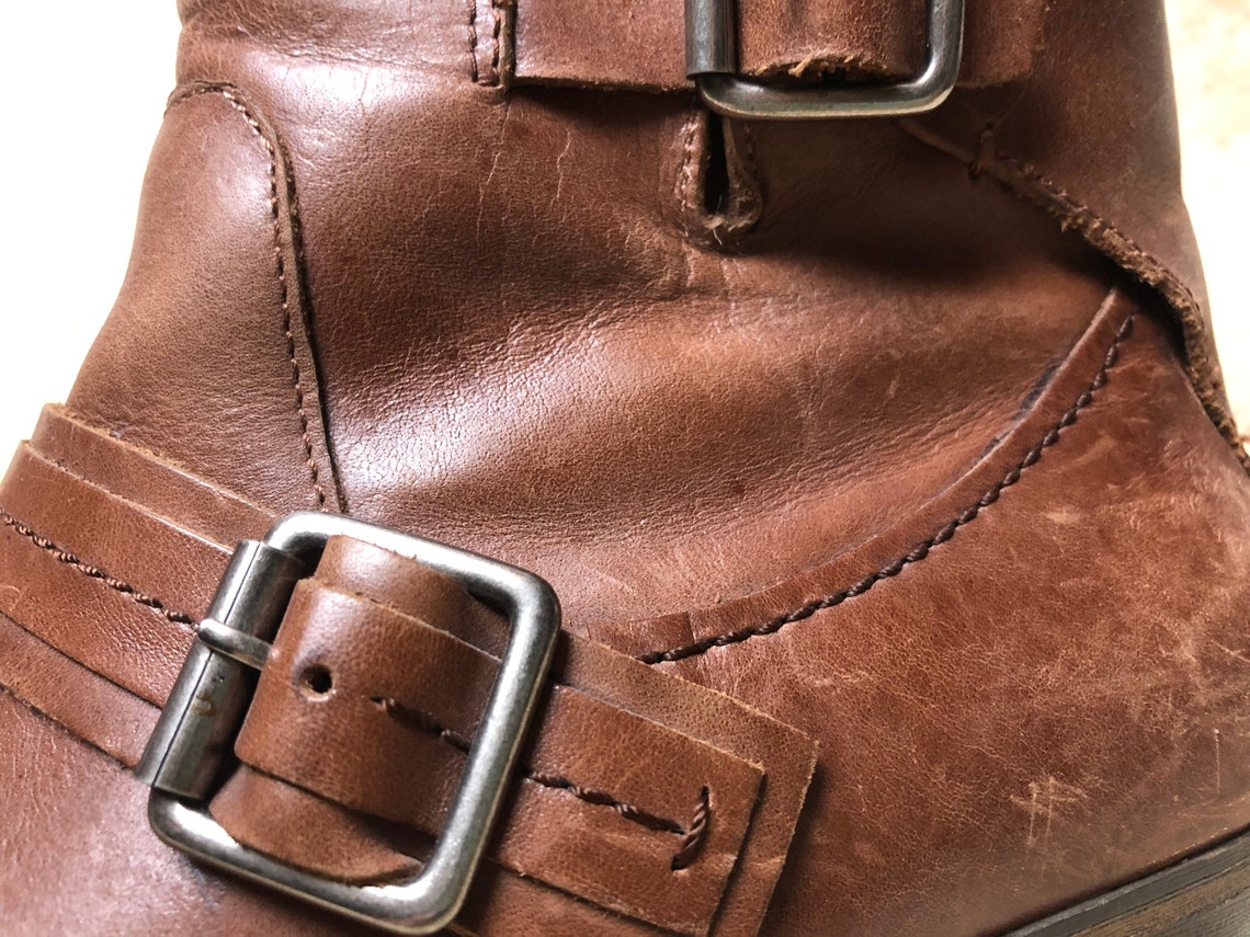 Western cowboy cowgirl brown leather ankle boots booties with buckles / two adjustable straps / size US 8 Kenneth Cole brand, Foto 4 von 5