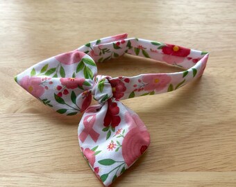 BREAST CANCER bow neck scarf for cat & dog | Handmade in Canada. Pet collar accessory.