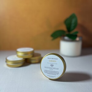 Multi purpose balm with chamomile and beeswax. Soothes and repairs dry skin. Serious moisture retention. All natural salve | safe for kids
