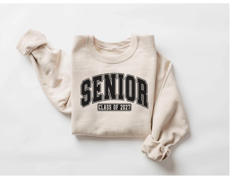 Camiseta de graduación de último año 2027, Camiseta de graduación de último año de la clase de 2027, Camiseta de graduación de último año, Camiseta de último año de secundaria 2027, Camiseta de último año femenina 2027, Camiseta de graduación 2027 imagen 9
