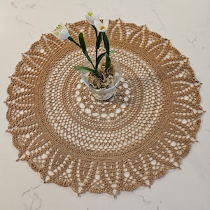 17.5 inch Doily / Handmade crocheted circle cotton doily, approx. 17.5 inch (44 cm) in diameter, gold color / table centerpiece / home decor