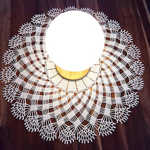 22 Inch White Crochet Doily, Round Lace Table Topper, Handmade Cotton Lace Mat, Vintage Style Pineapple Centerpiece, Boho Home Decor
