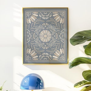 Impresión artística floral azul de inspiración antigua / Arte mural de descarga digital / Flores beige de acuarela / Decoración vintage bohemia imprimible