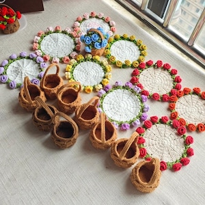 Handgefertigtes Häkelblumen-Untersetzer-Set, Häkelblumenstrauß-Untersetzer, Blumenuntersetzer und Topfset, Geschenk für Sie, Muttertagsgeschenk, Valentinstagsgeschenk