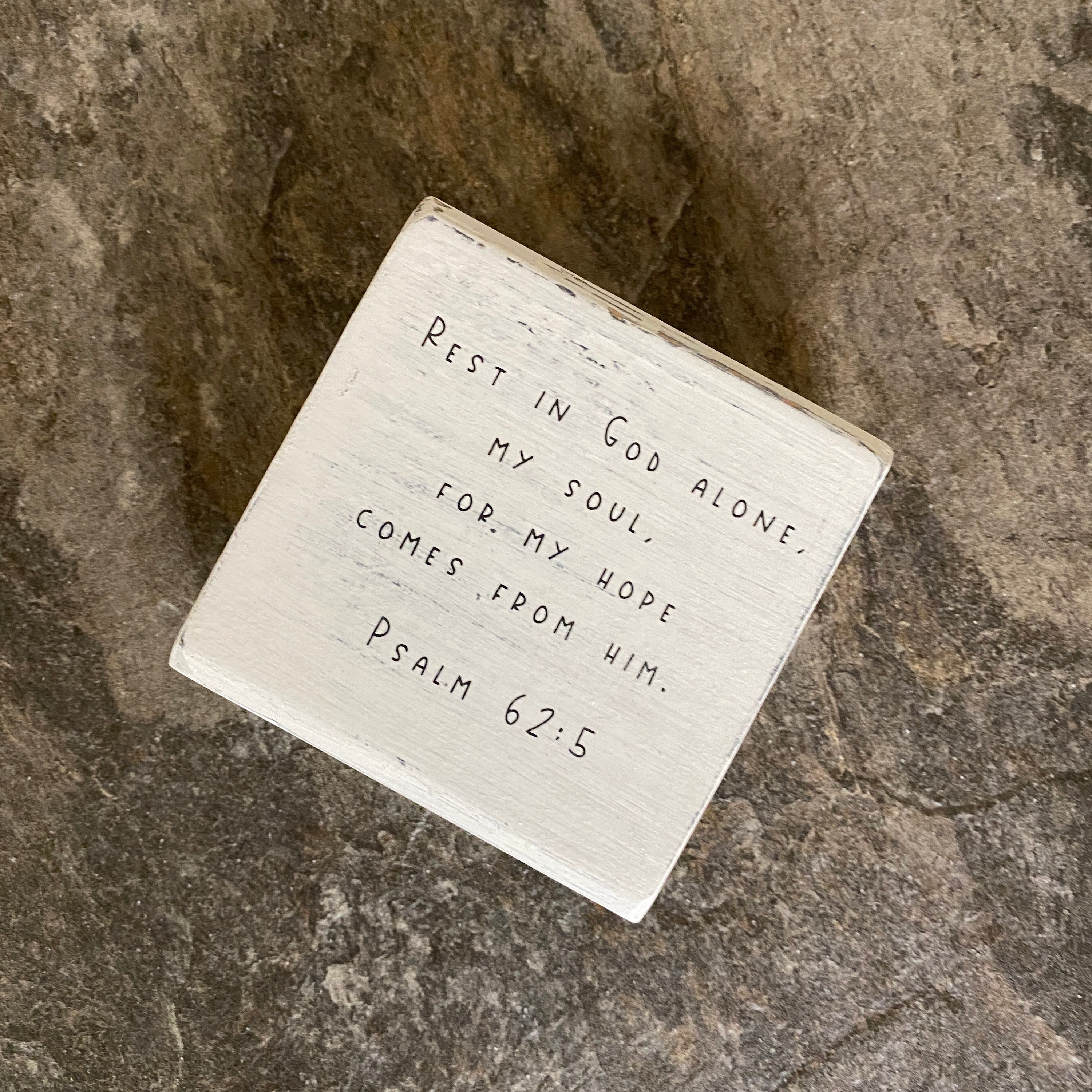 Cartello in legno con versetto biblico dipinto a mano, decorazione religiosa per mensole, regali religiosi - Italia
