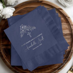 Tovagliolo commemorativo con elegante croce floreale, tovagliolo regalo, tovagliolo per celebrazione della vita, tovagliolo per decorazioni funebri, tovagliolo per doccia, regalo commemorativo