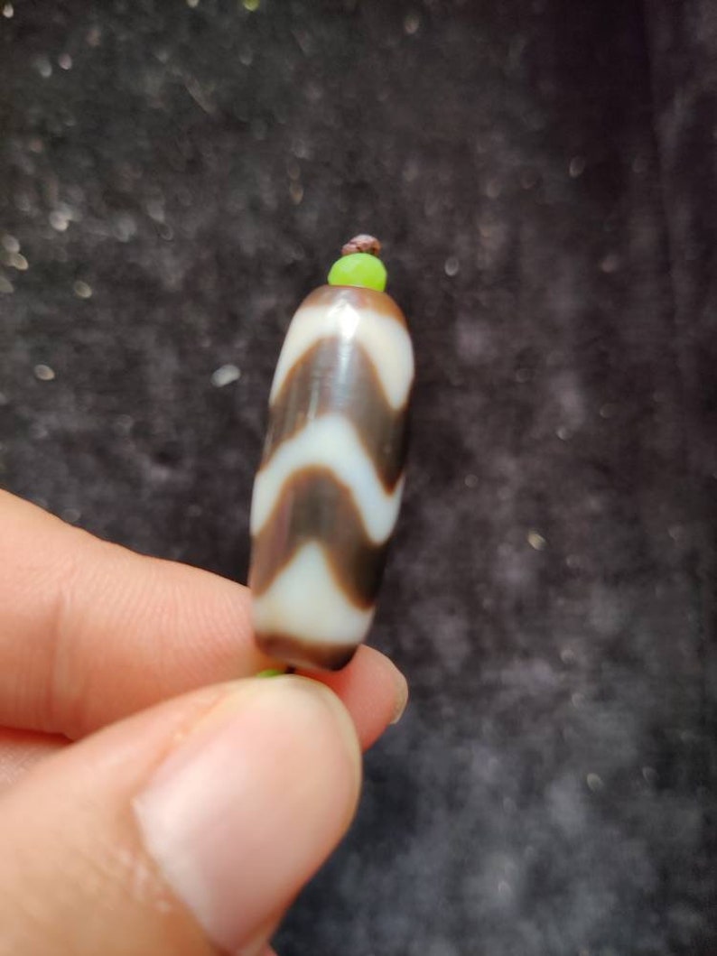Antique Double Tiger-Tooth Tasso Dzi Bead, Tibetan Chung, Utmost shops Pure Agate, Tibetan Buddhist Pray Beads, Heaven's Pearl, Himalayan
