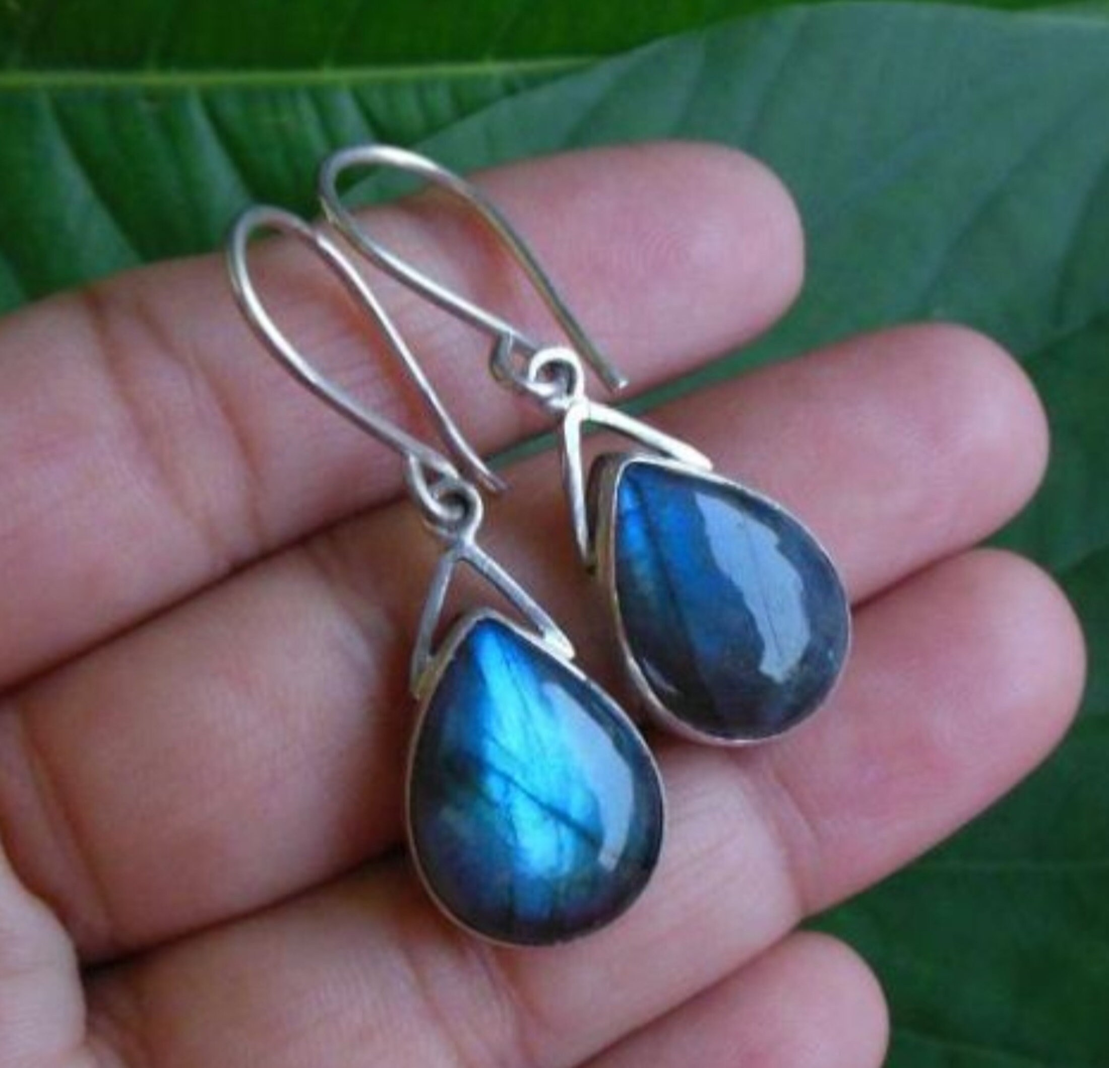 Handmade Labradorite Gemstone Earrings Handmade Labradorite Gemstone Earrings