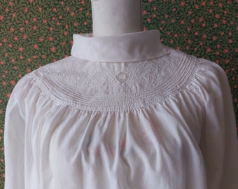 1970s French vintage high-neck antique revival blouse puff sleeves Size M